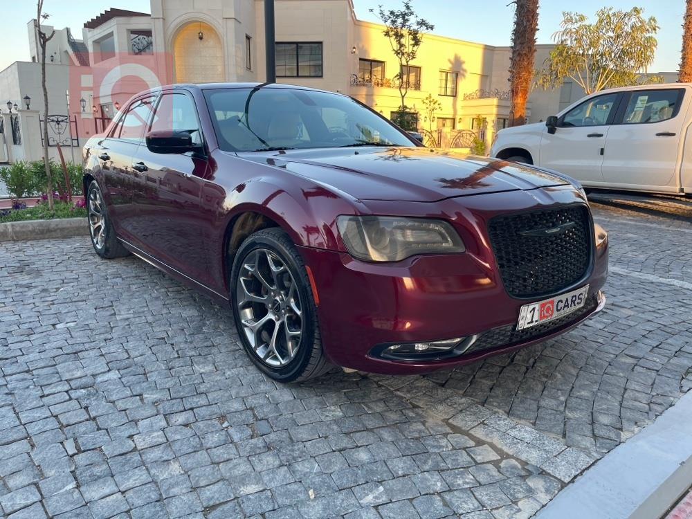 كرايسلر 300